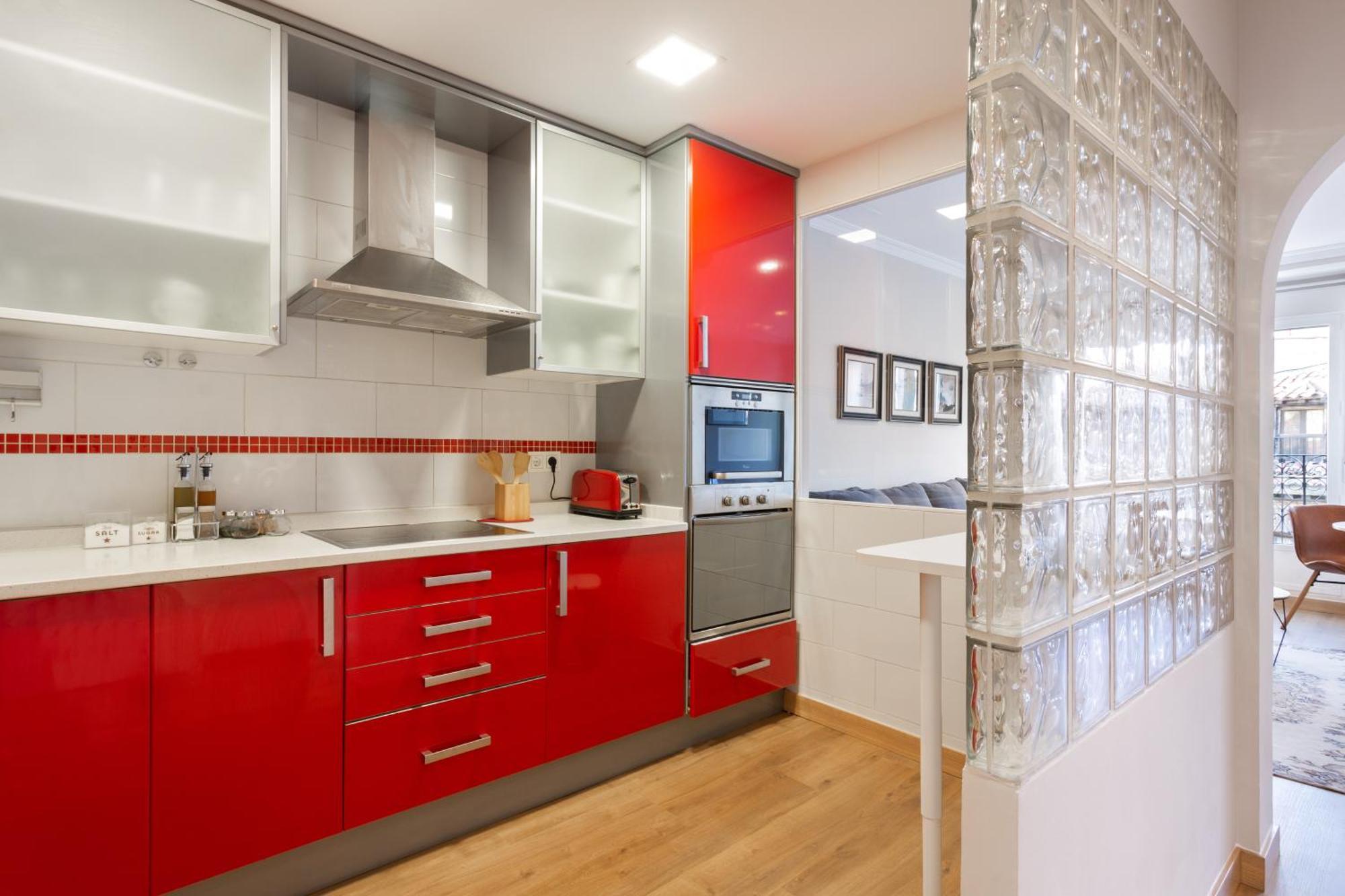 Elegant 1 Bedroom Apartment In The Heart Of Centro مدريد المظهر الخارجي الصورة